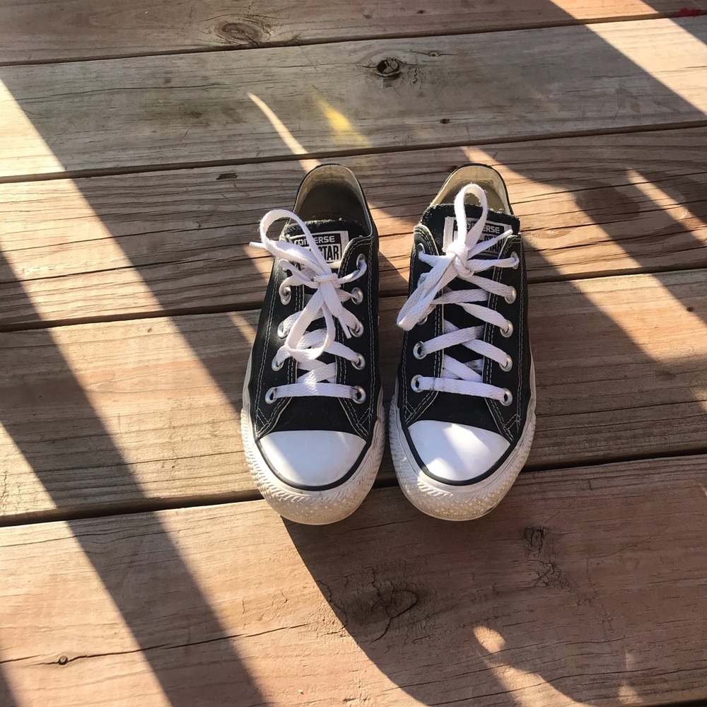 Black converse